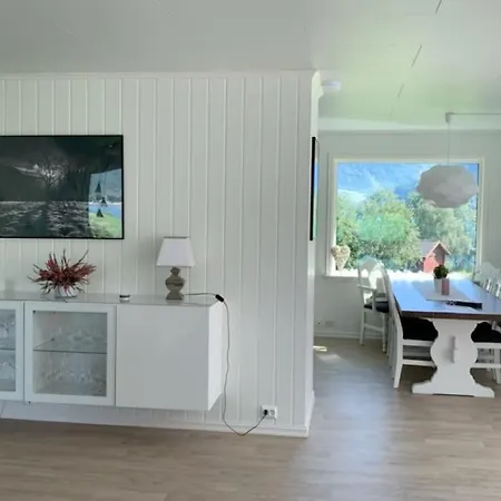 Ferienhaus Landelig Hus Med Fin Badestrand Og Turomrade. *