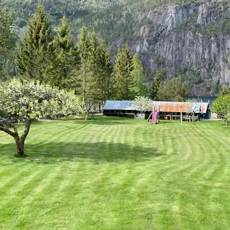 Ferienhaus Landelig Hus Med Fin Badestrand Og Turomrade. *